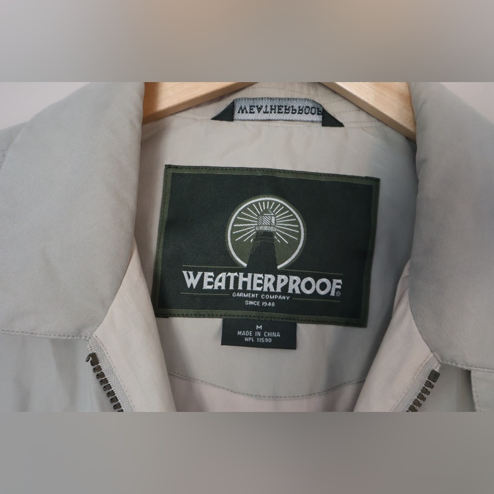 Light tan Jacket - Picture 2 of 6